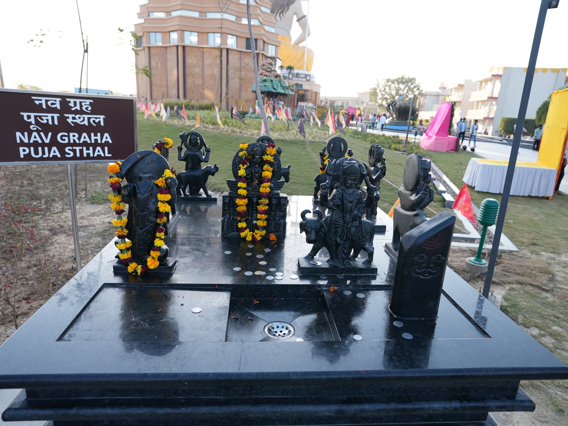 power-of-oil-offering-to-shani-dev-at-chaar-dham