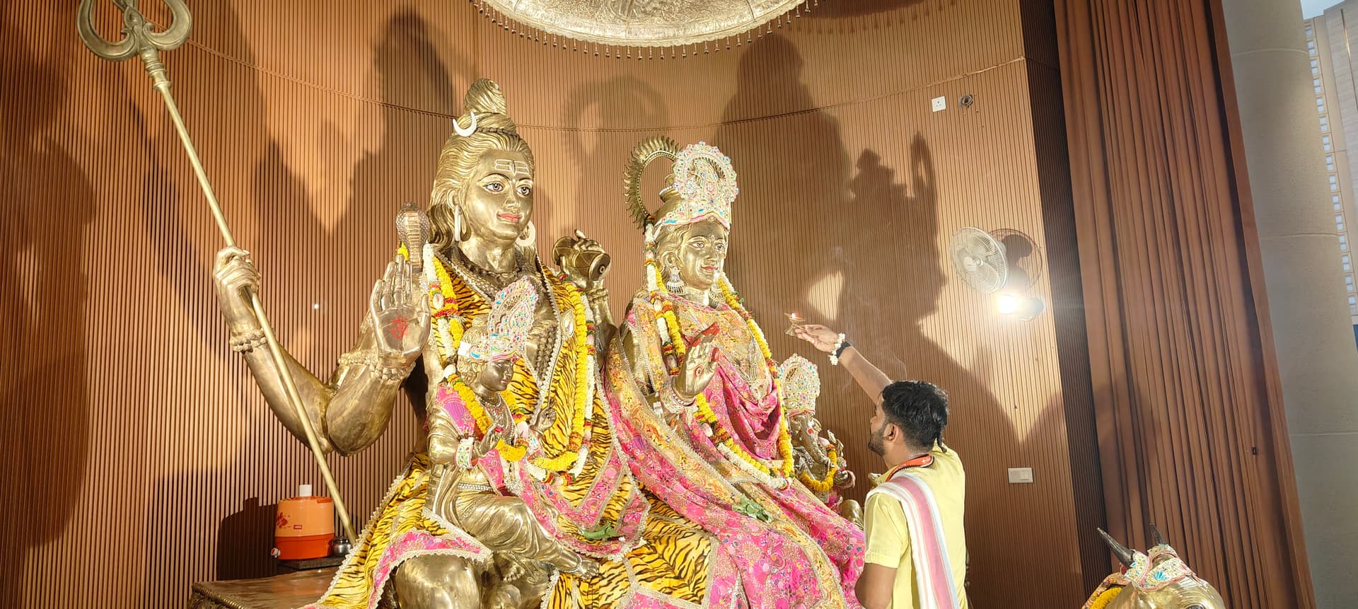 Pujas-and-Havans-at-Chaar-Dham-Vrindavan-Guide