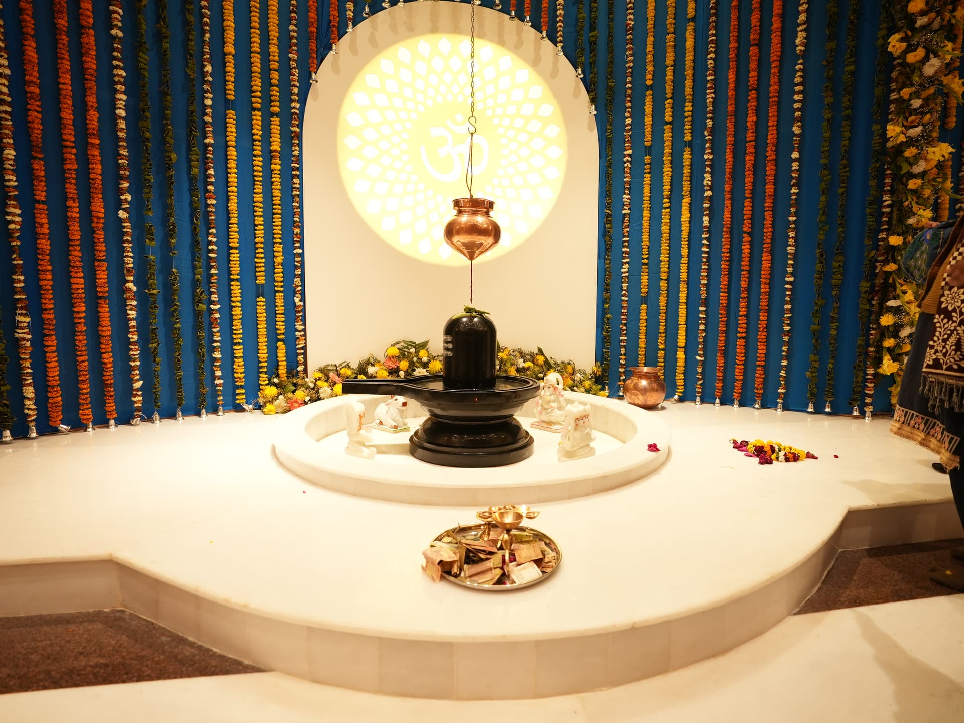 5-things-you-must-experience-during-the-visit-to-chaar-dham-temple-vrindavan