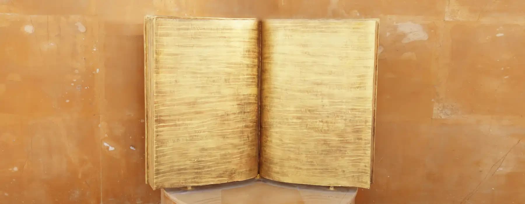   golden gita at chaar dham temple vrindavan