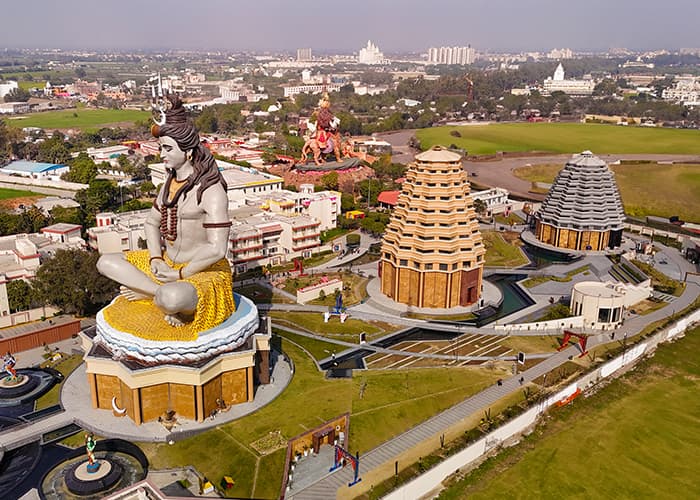 exploring-chaar-dham-temple-inspires-modern-day-devotees