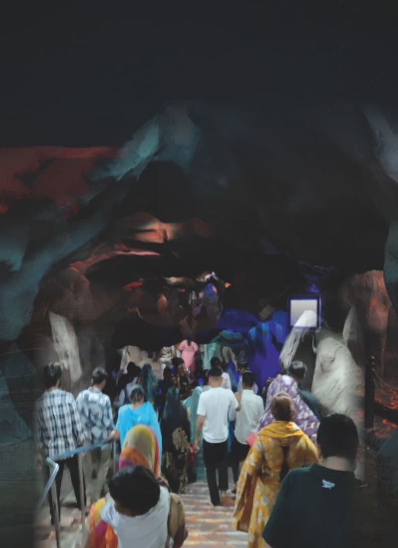  Experience the replica of maa vaishno devi gufa in vrindavan