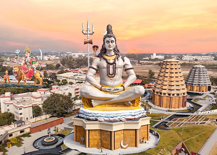 chaar-dham-temple-vrindavan-timings-entry-fee-aarti-location-phone