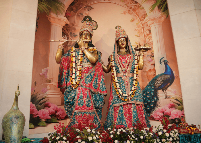 top-rituals-to-perform-at-radha-krishna-dham-vrindavan