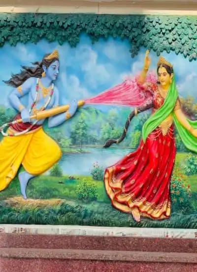   holi with radha at chaar dham temple vrindavan