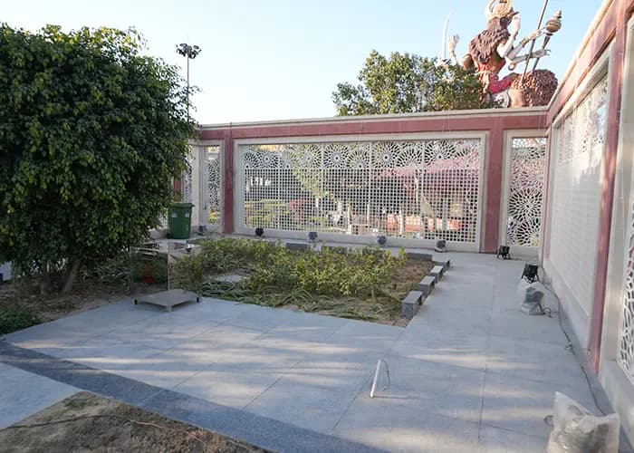 Mannat Wall at Chaar Dham Temple Vrindavan for wishes and prayers.