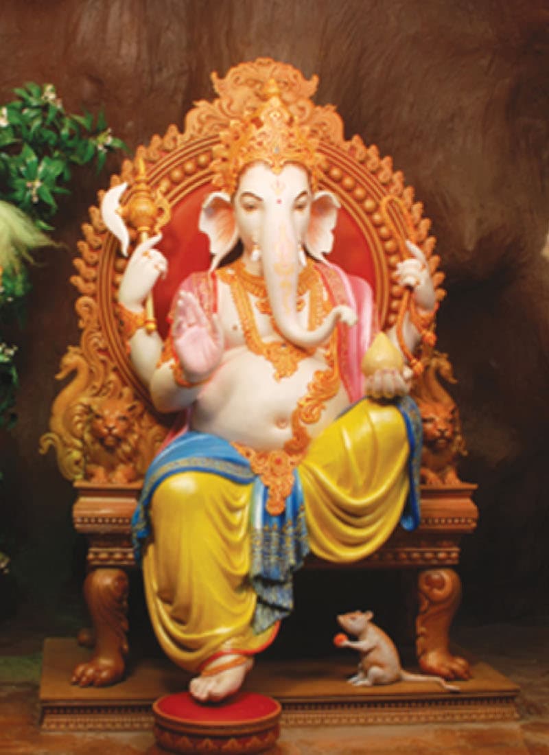 Do the darshan & visit the ganpati temple at chaar dham vrindavan